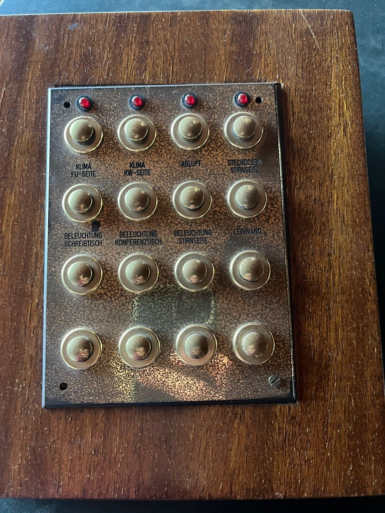 WhatsApp Image 2025-09-11 at 23.20.05